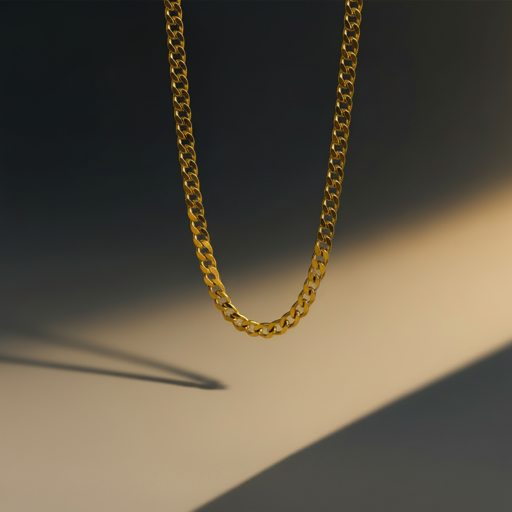 Classic necklace with rectangle pende...